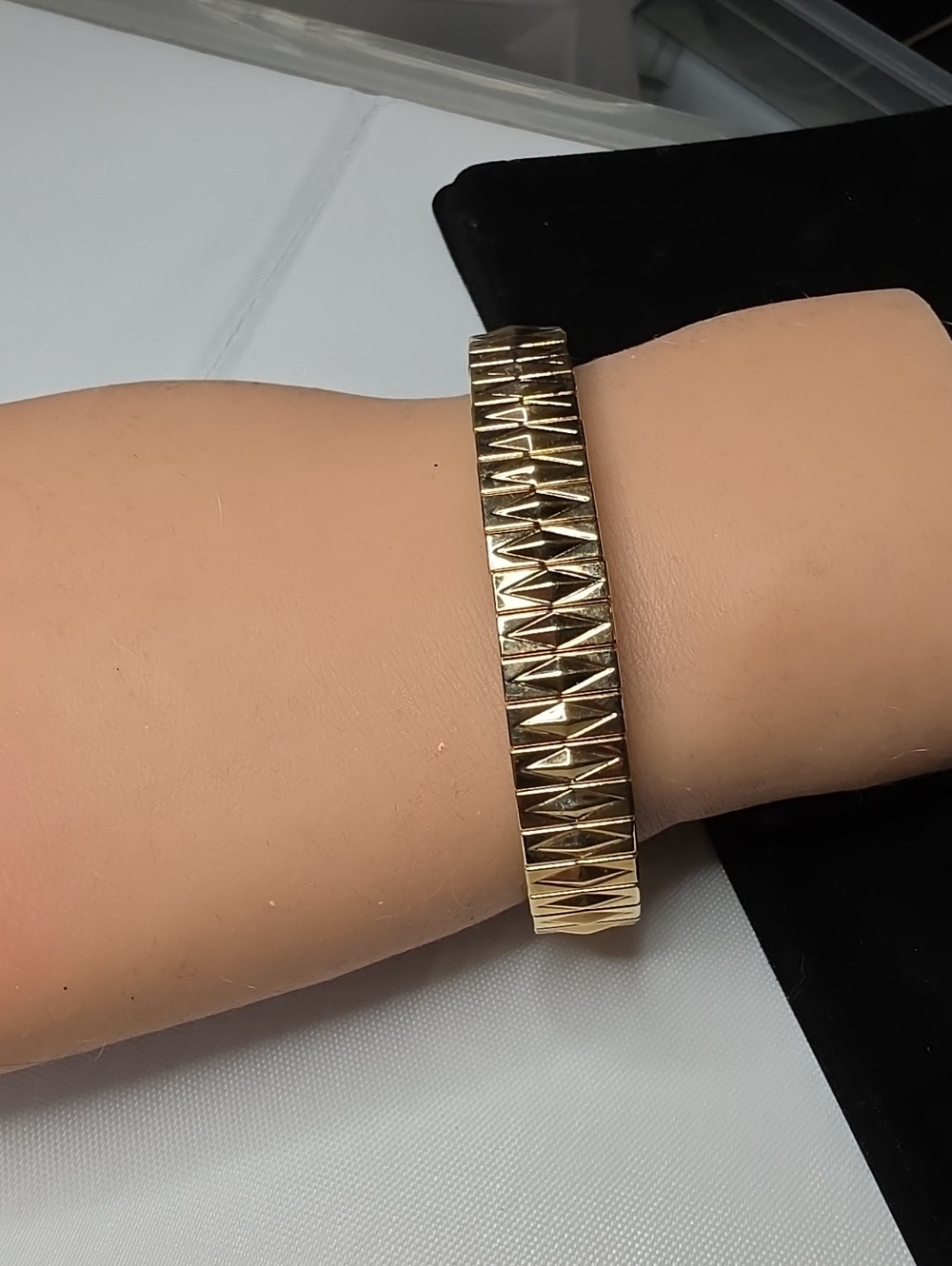 Gold Stretch Geometric Link Bracelet